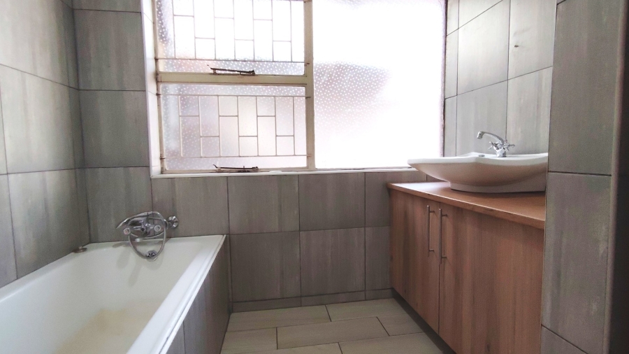 3 Bedroom Property for Sale in Risiville Gauteng