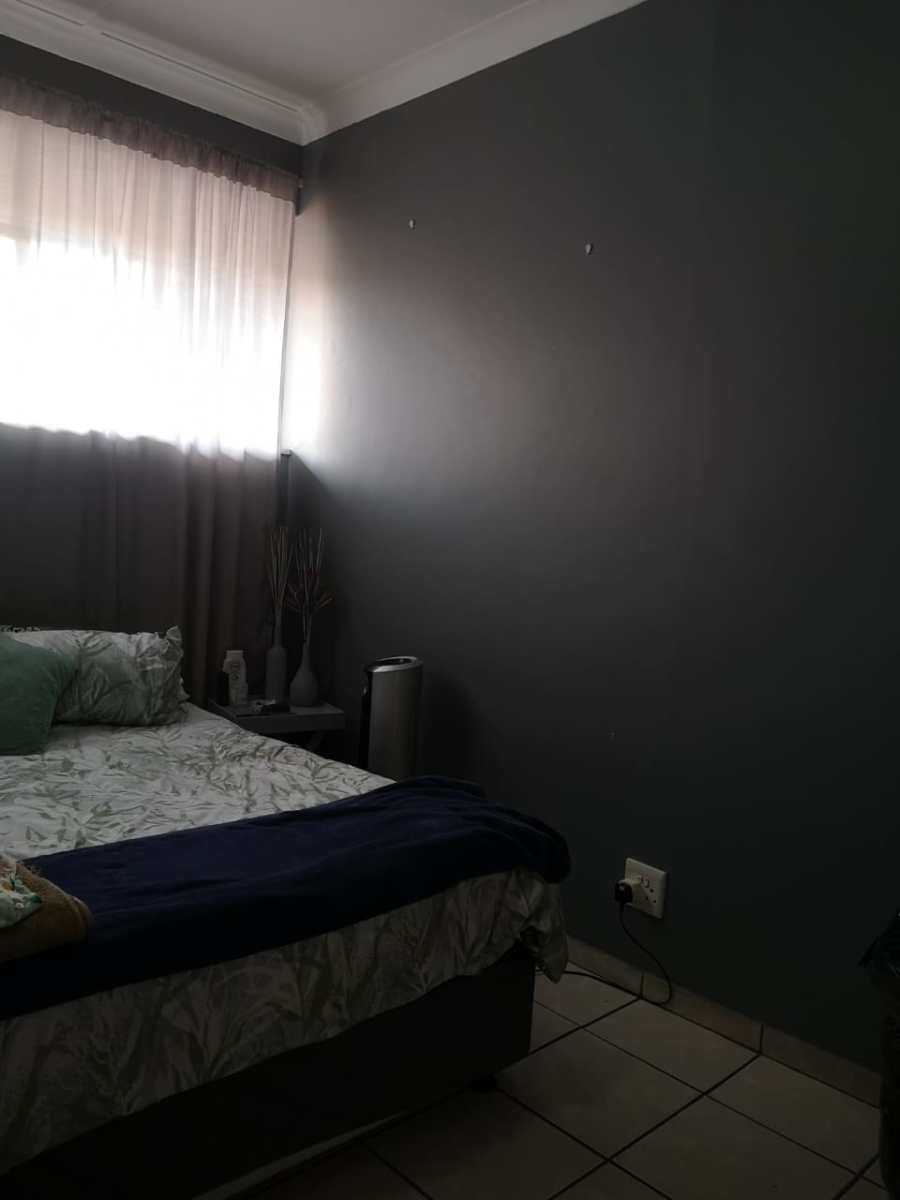 2 Bedroom Property for Sale in Pretoria Gardens Gauteng