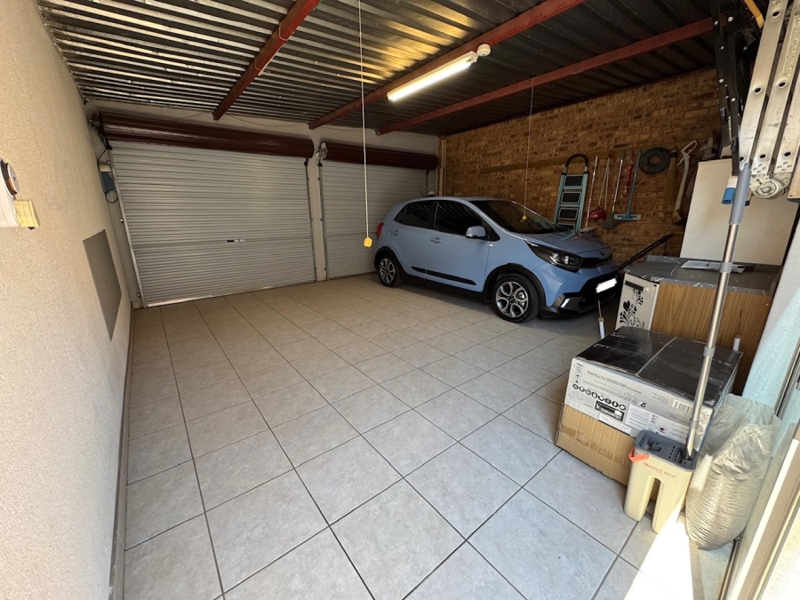 3 Bedroom Property for Sale in Terenure Gauteng