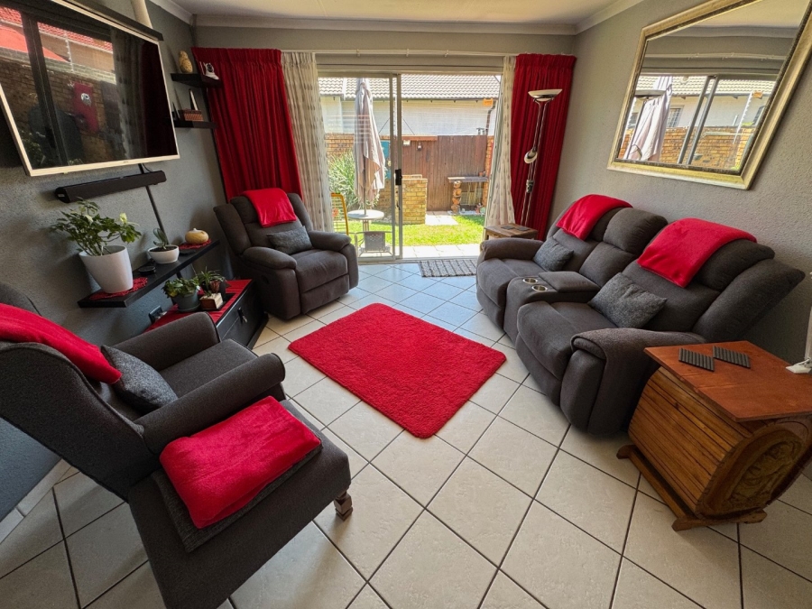 3 Bedroom Property for Sale in Terenure Gauteng