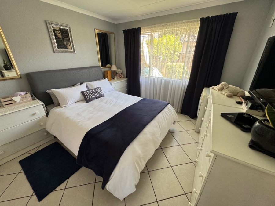 3 Bedroom Property for Sale in Terenure Gauteng