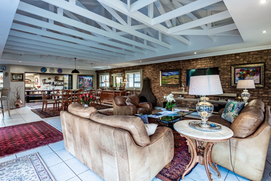 3 Bedroom Property for Sale in Lombardy Gauteng