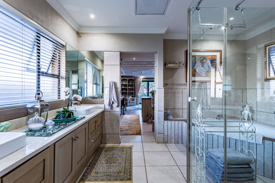 3 Bedroom Property for Sale in Lombardy Gauteng
