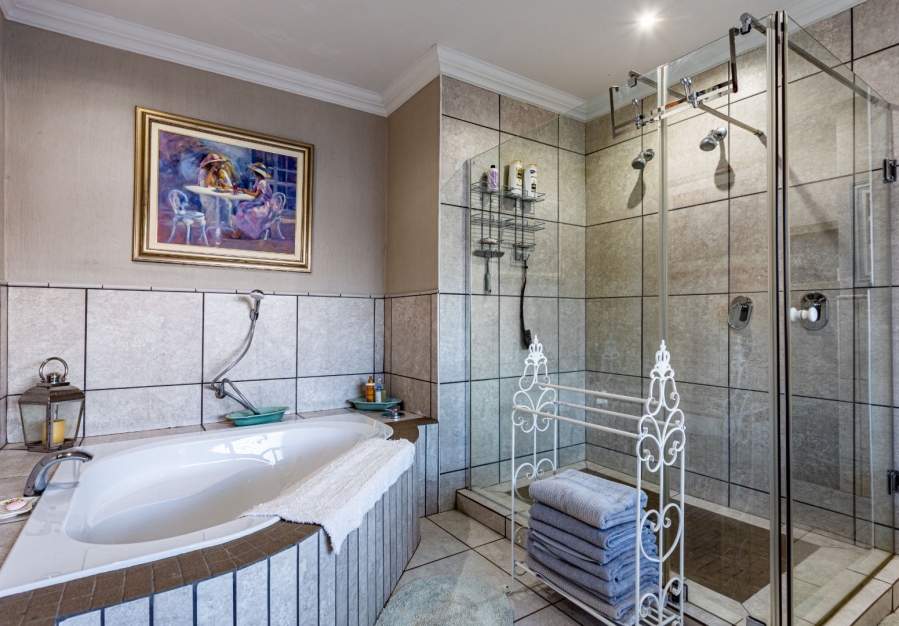 3 Bedroom Property for Sale in Lombardy Gauteng