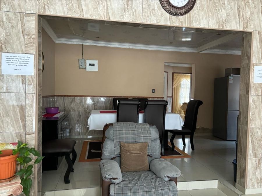 3 Bedroom Property for Sale in Duduza Gauteng