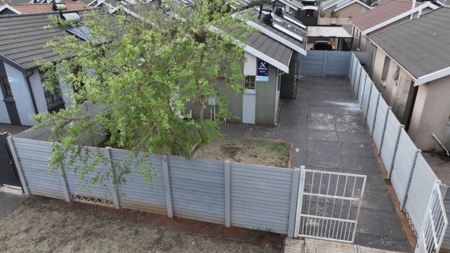 2 Bedroom Property for Sale in Sky City Gauteng