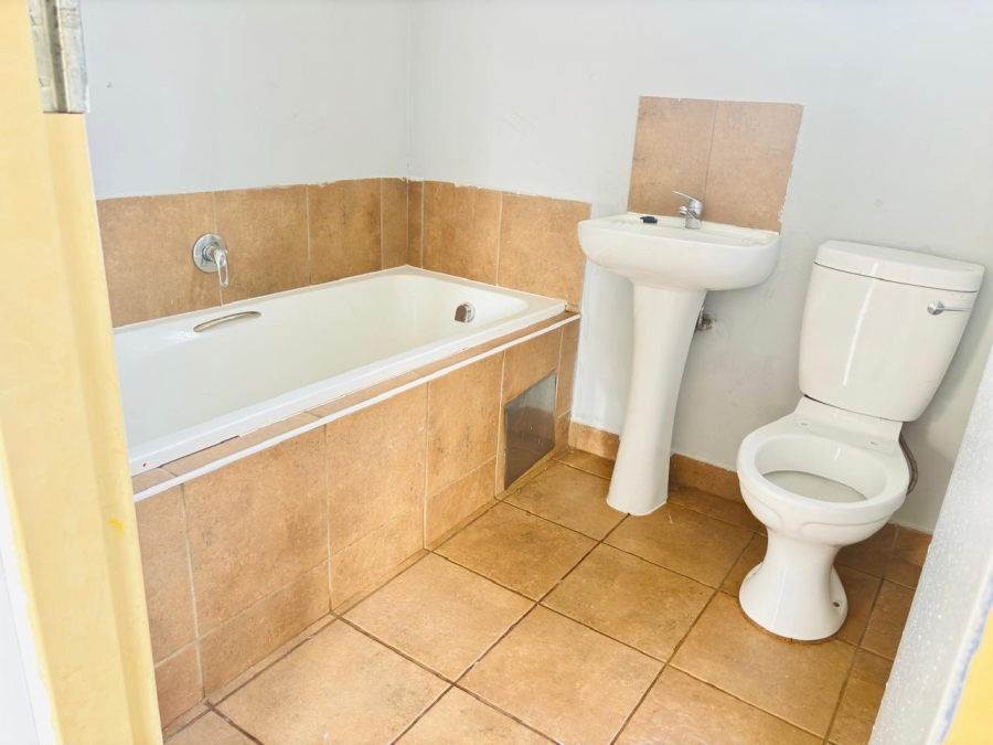 2 Bedroom Property for Sale in Sky City Gauteng