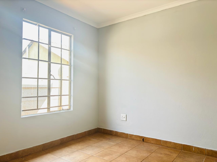 2 Bedroom Property for Sale in Sky City Gauteng