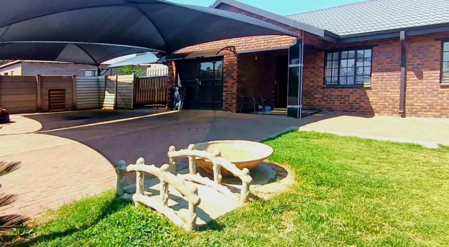 3 Bedroom Property for Sale in Riversdale Gauteng