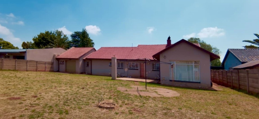 3 Bedroom Property for Sale in Meyerton Central Gauteng