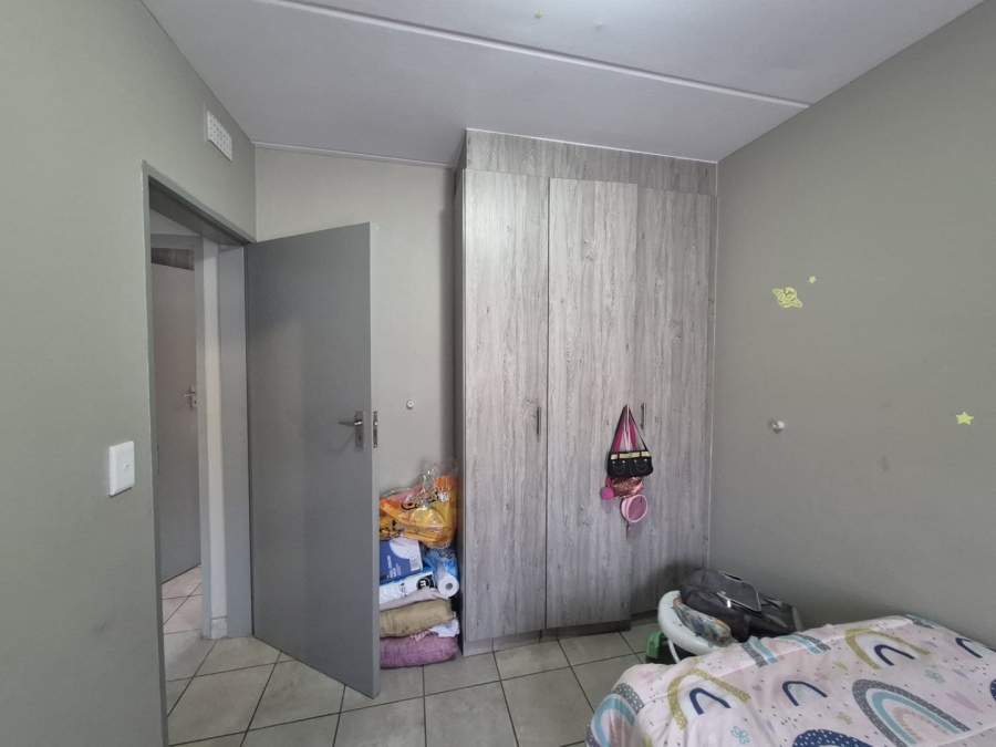 2 Bedroom Property for Sale in Montana Tuine Gauteng
