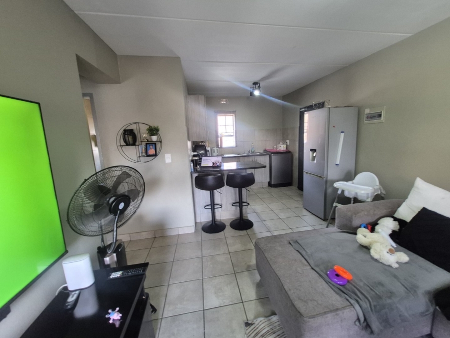 2 Bedroom Property for Sale in Montana Tuine Gauteng