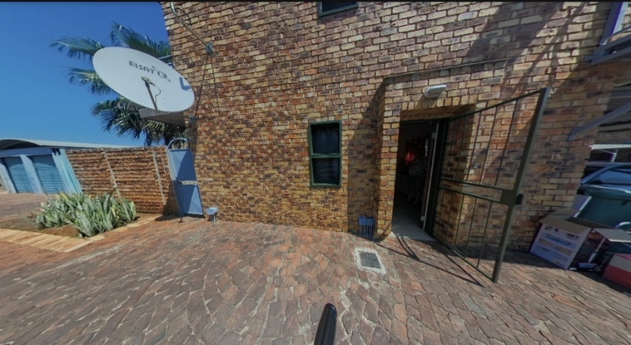 1 Bedroom Property for Sale in Annlin Gauteng