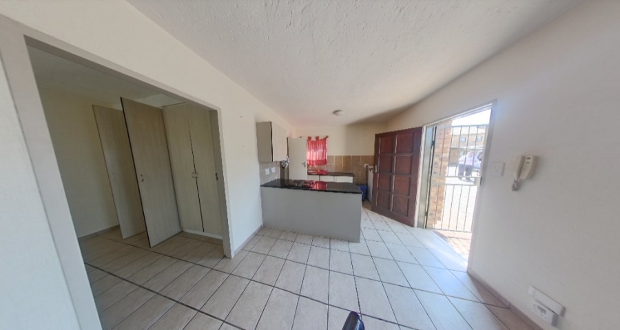 1 Bedroom Property for Sale in Annlin Gauteng