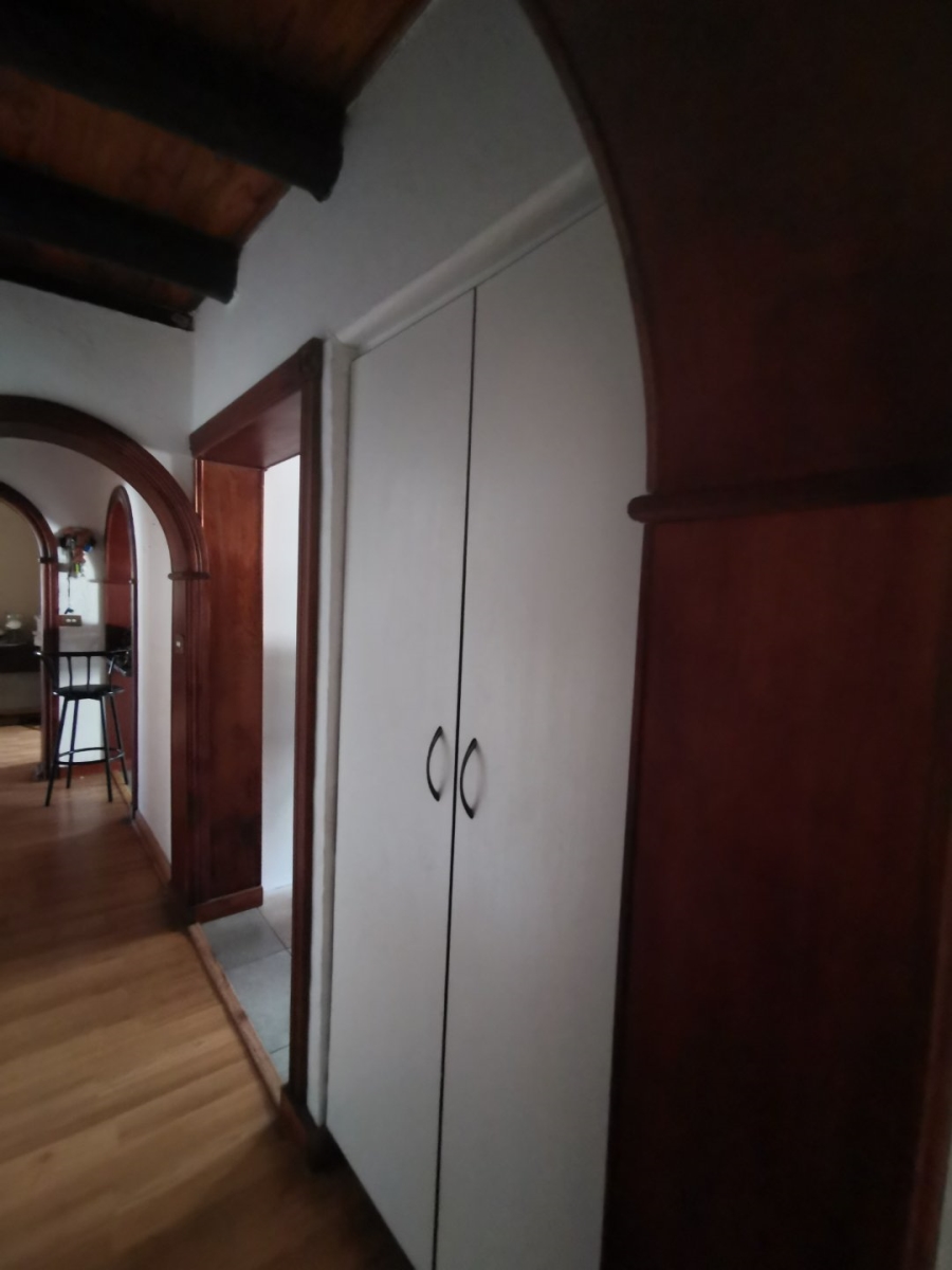 6 Bedroom Property for Sale in Sinoville Gauteng
