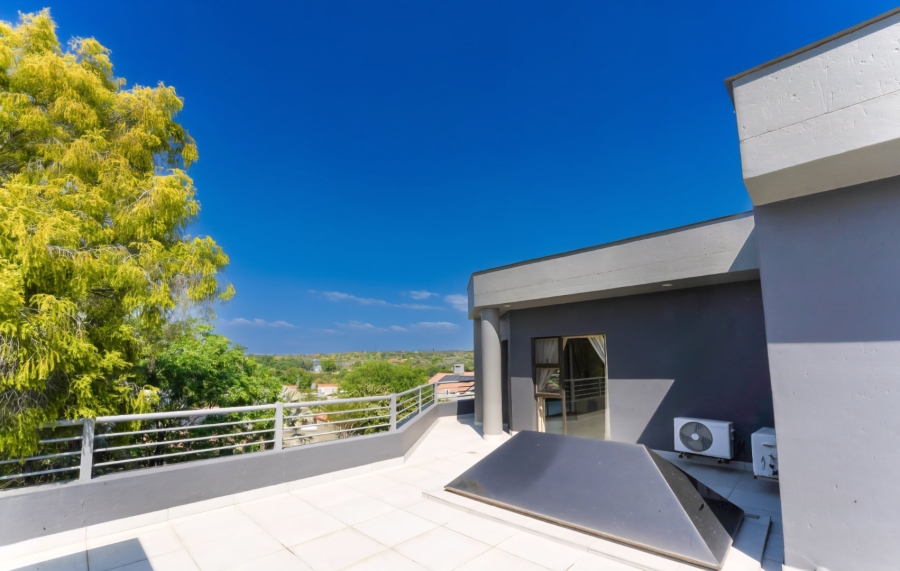 4 Bedroom Property for Sale in Dainfern Golf Estate Gauteng