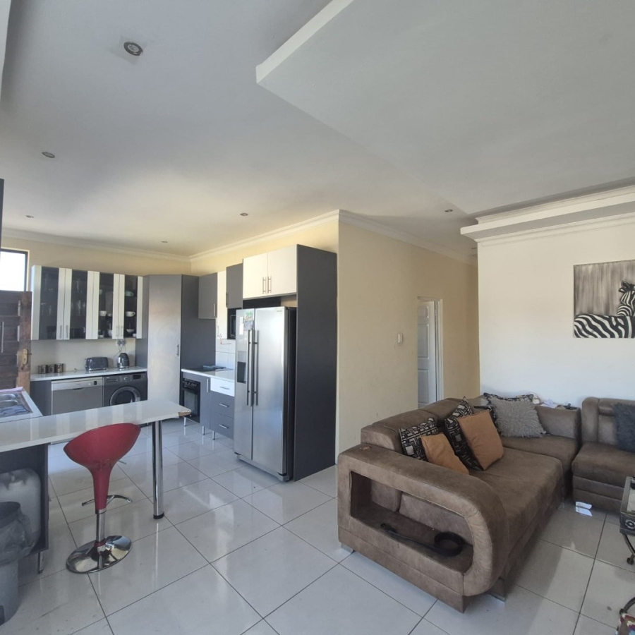 3 Bedroom Property for Sale in Wildtuinpark Gauteng
