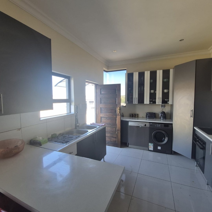 3 Bedroom Property for Sale in Wildtuinpark Gauteng