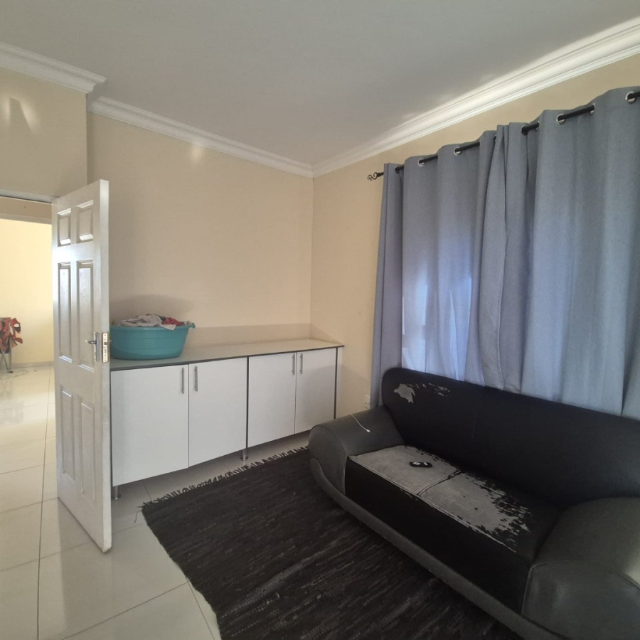 3 Bedroom Property for Sale in Wildtuinpark Gauteng