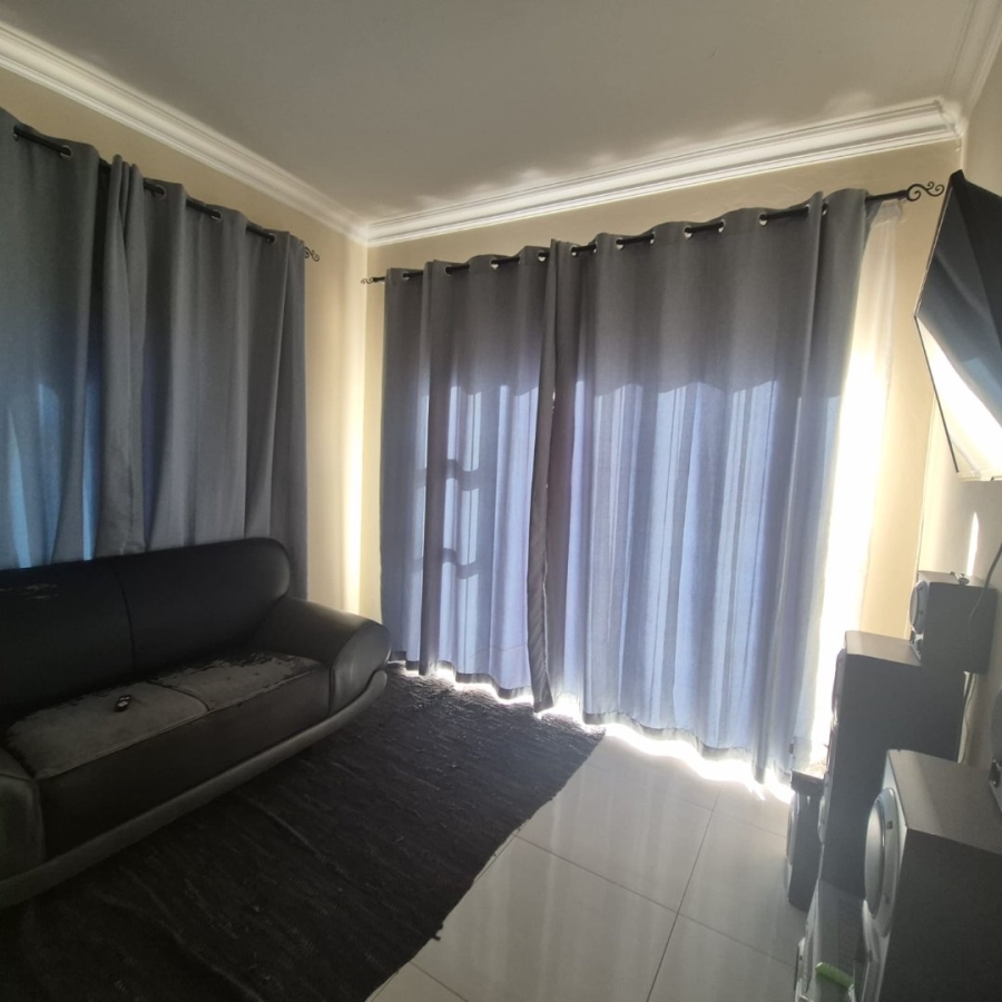 3 Bedroom Property for Sale in Wildtuinpark Gauteng