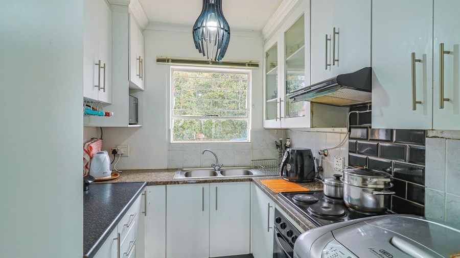 2 Bedroom Property for Sale in Wilgeheuwel Gauteng