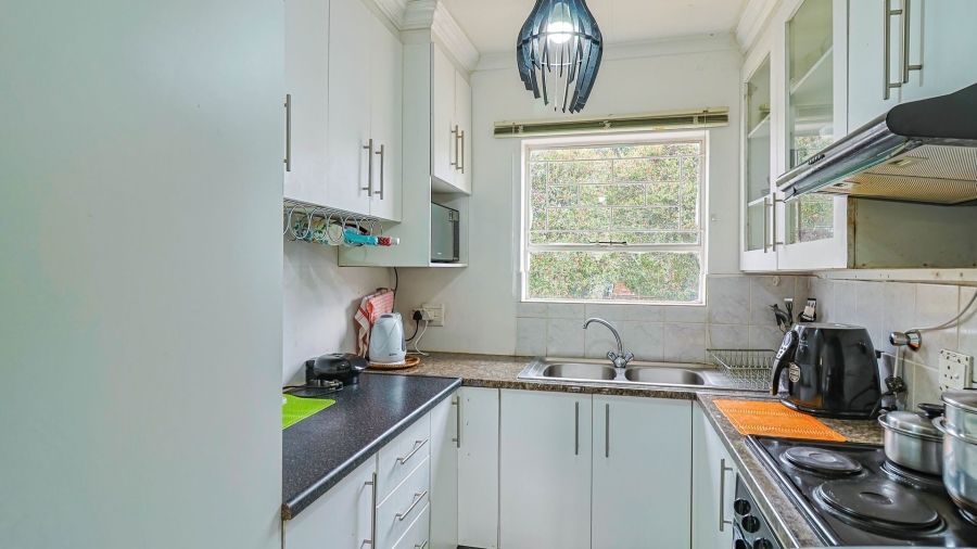 2 Bedroom Property for Sale in Wilgeheuwel Gauteng