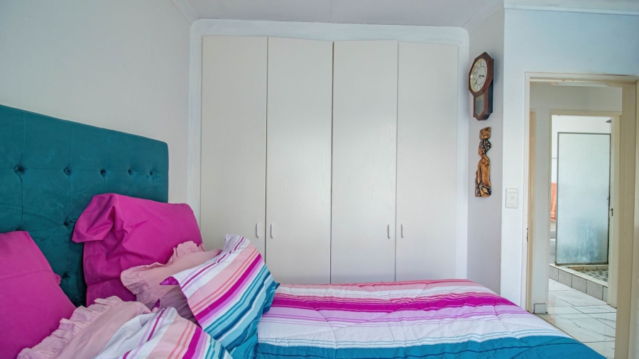 2 Bedroom Property for Sale in Wilgeheuwel Gauteng