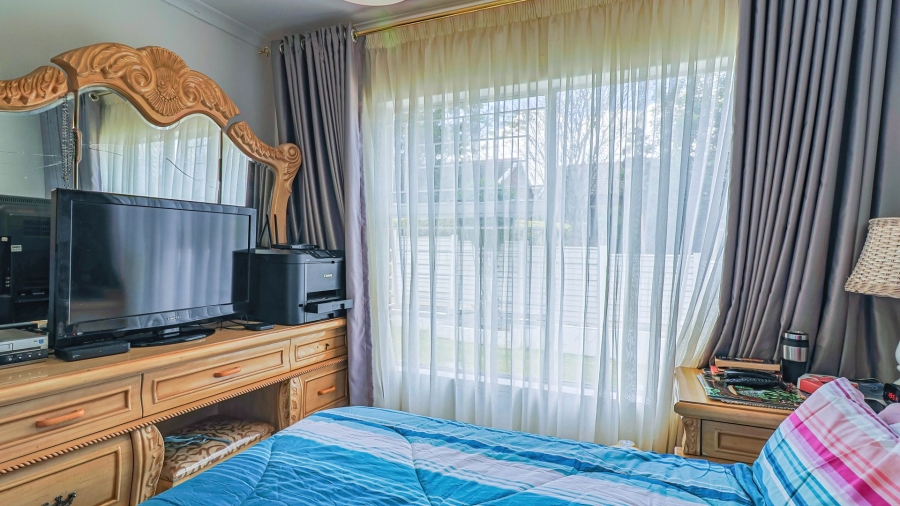 2 Bedroom Property for Sale in Wilgeheuwel Gauteng
