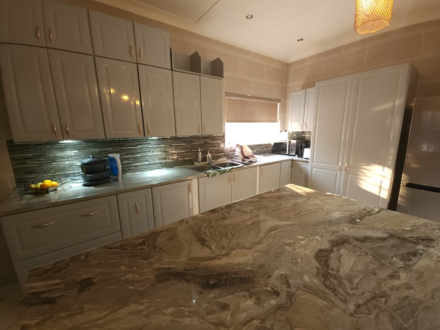 2 Bedroom Property for Sale in Gillview Gauteng