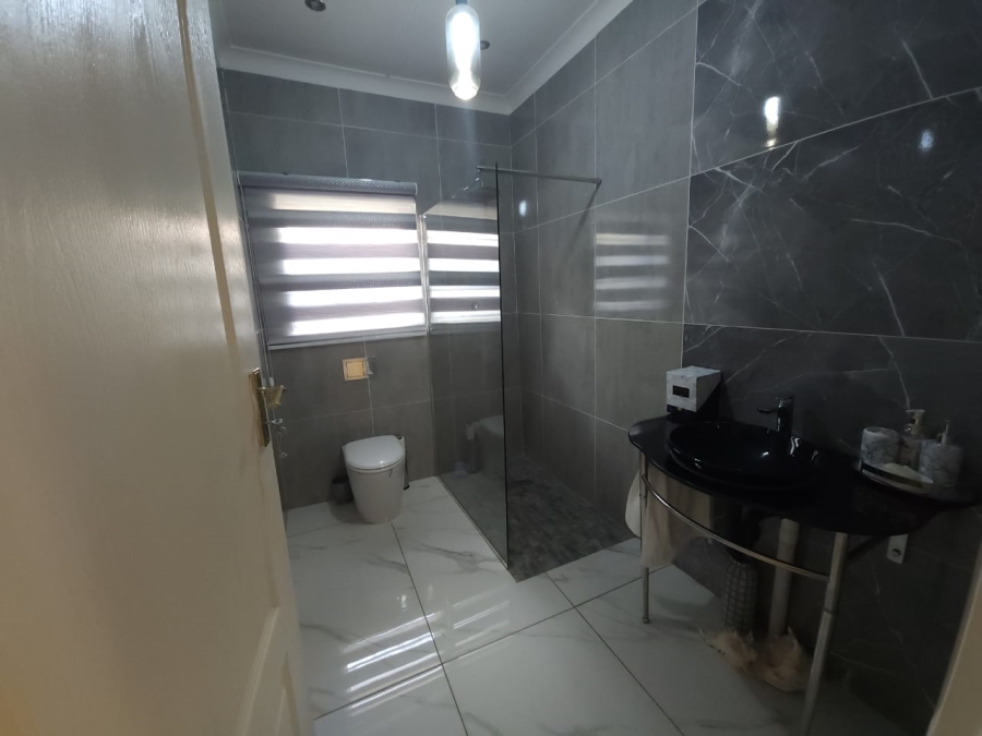 2 Bedroom Property for Sale in Gillview Gauteng