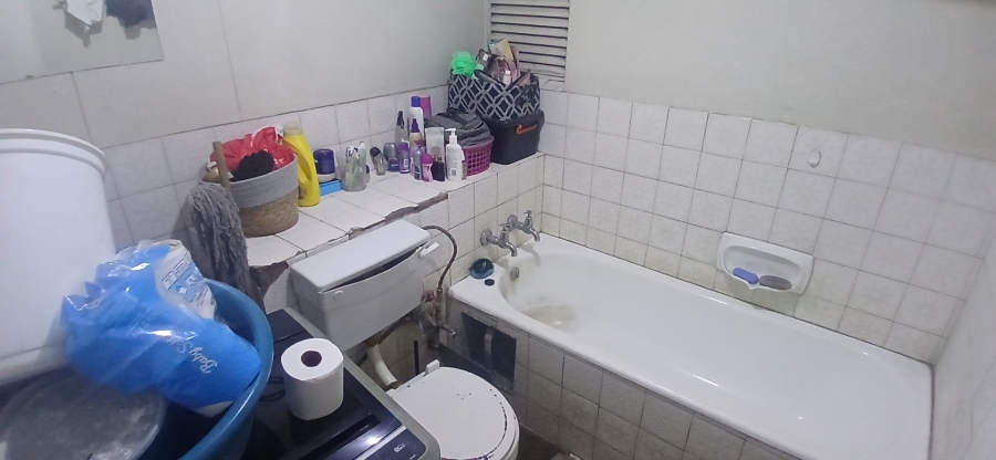 2 Bedroom Property for Sale in Pretoria West Gauteng