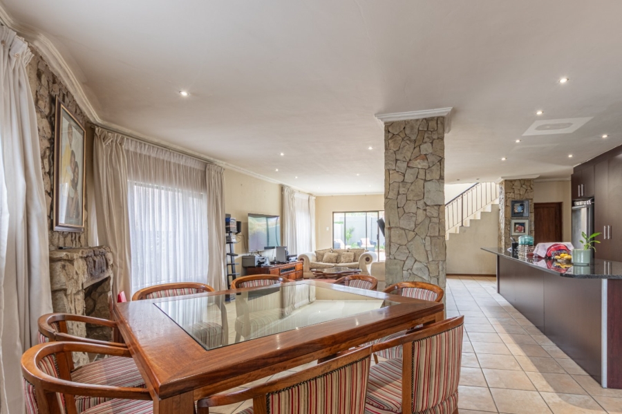 4 Bedroom Property for Sale in Ruimsig Gauteng