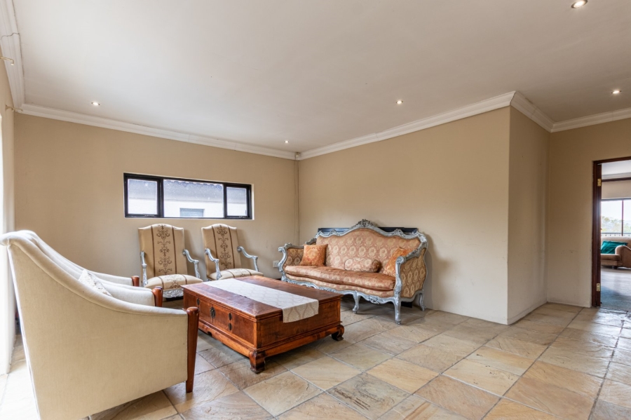 4 Bedroom Property for Sale in Ruimsig Gauteng