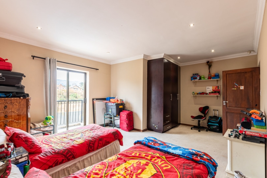 4 Bedroom Property for Sale in Ruimsig Gauteng