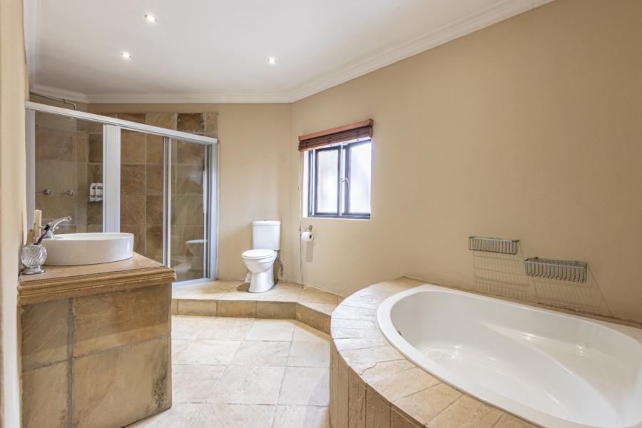 4 Bedroom Property for Sale in Ruimsig Gauteng