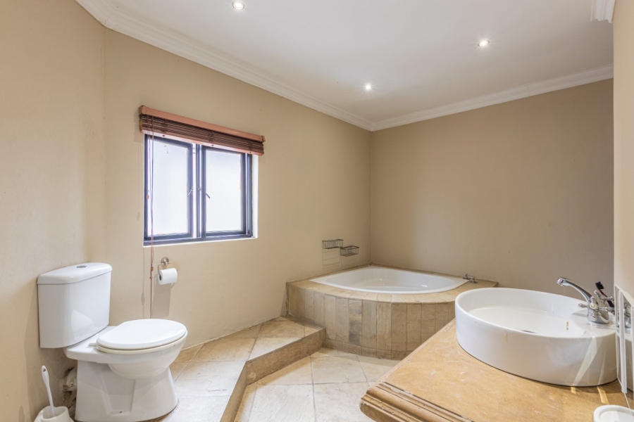 4 Bedroom Property for Sale in Ruimsig Gauteng