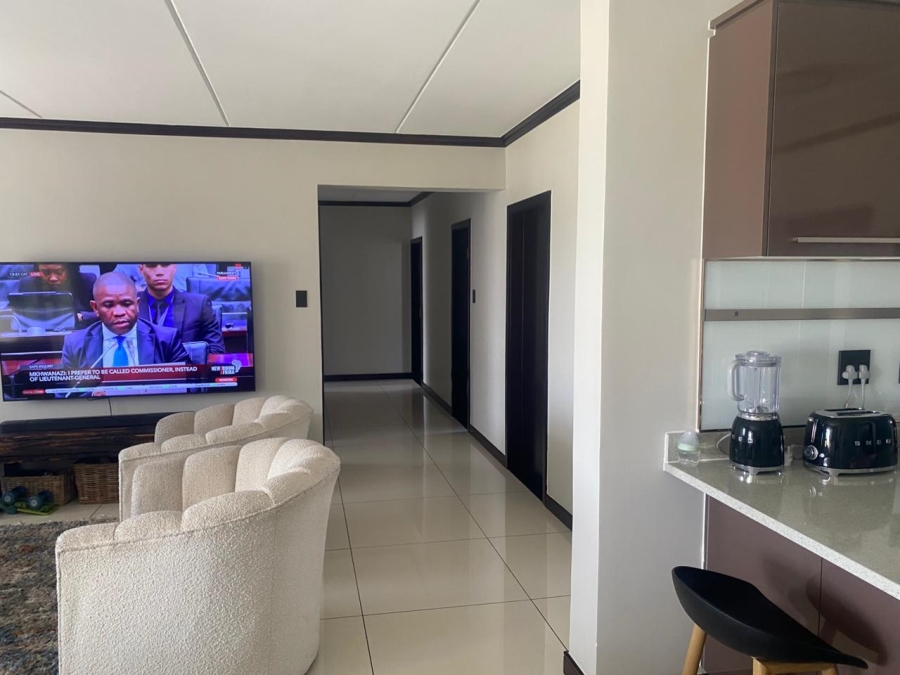 4 Bedroom Property for Sale in Carlswald Gauteng