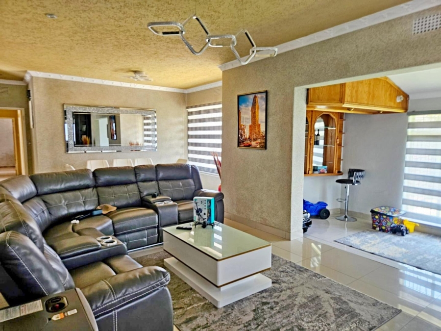 3 Bedroom Property for Sale in Birch Acres Gauteng