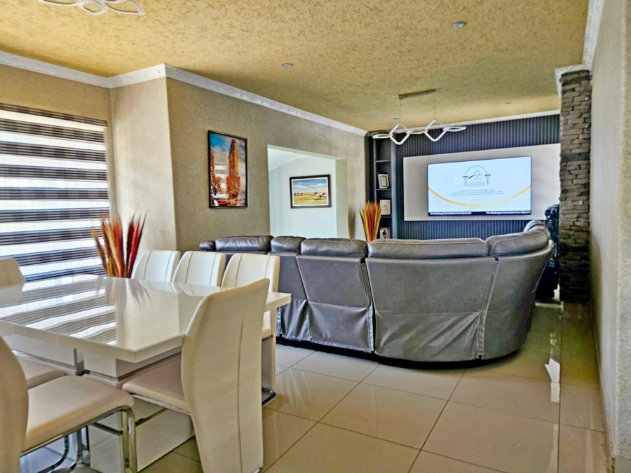 3 Bedroom Property for Sale in Birch Acres Gauteng