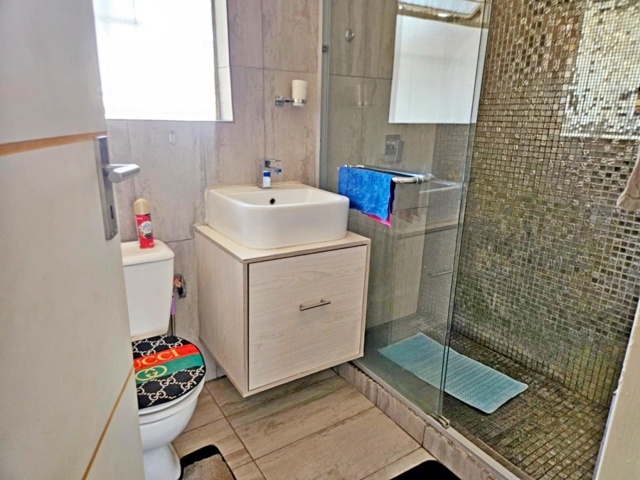 3 Bedroom Property for Sale in Birch Acres Gauteng