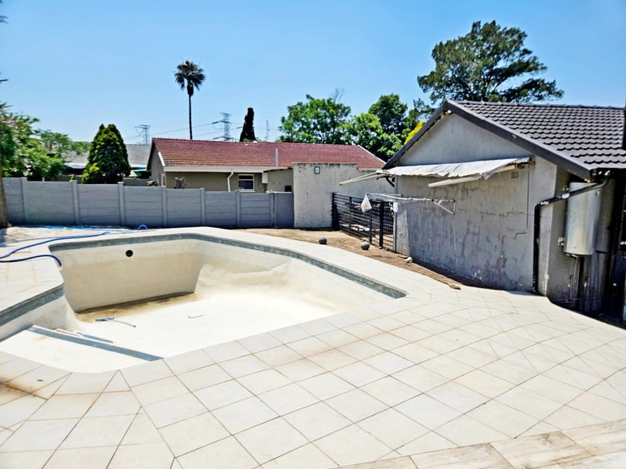 3 Bedroom Property for Sale in Birch Acres Gauteng