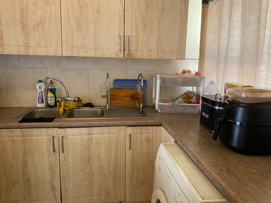  Bedroom Property for Sale in Blackheath Gauteng