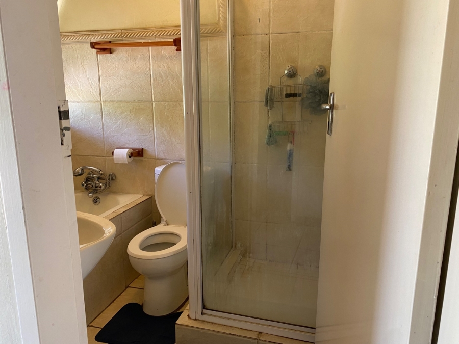  Bedroom Property for Sale in Blackheath Gauteng