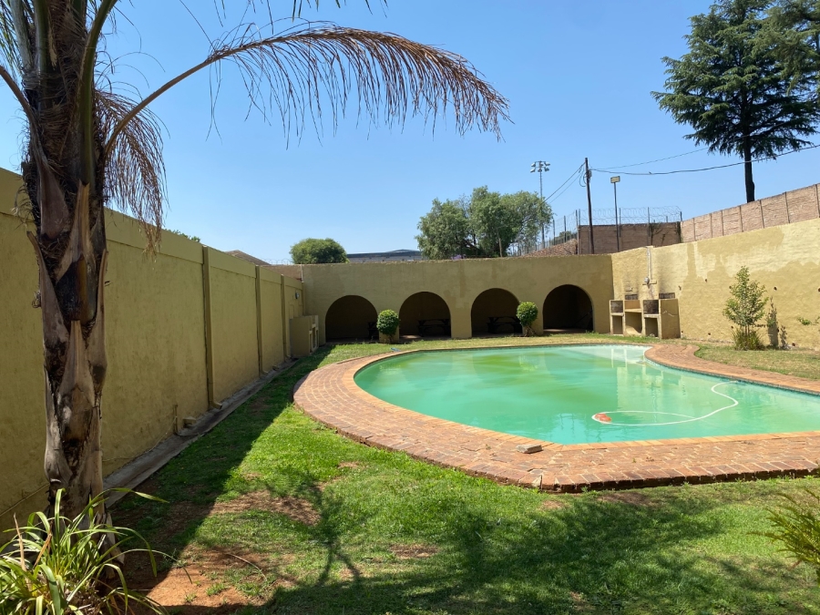  Bedroom Property for Sale in Blackheath Gauteng