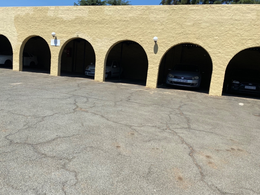  Bedroom Property for Sale in Blackheath Gauteng