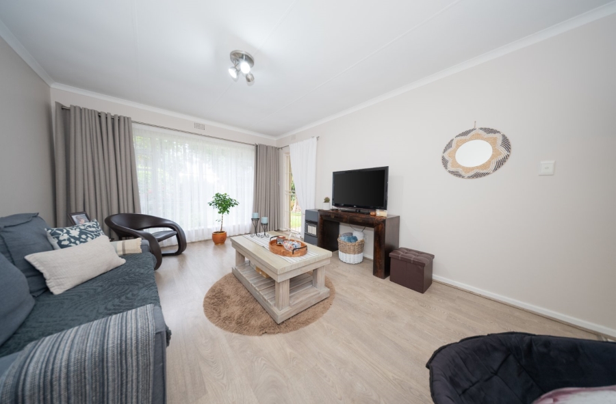 3 Bedroom Property for Sale in Buurendal Gauteng