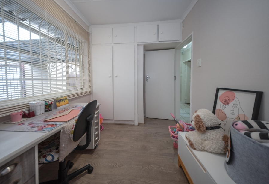 3 Bedroom Property for Sale in Buurendal Gauteng