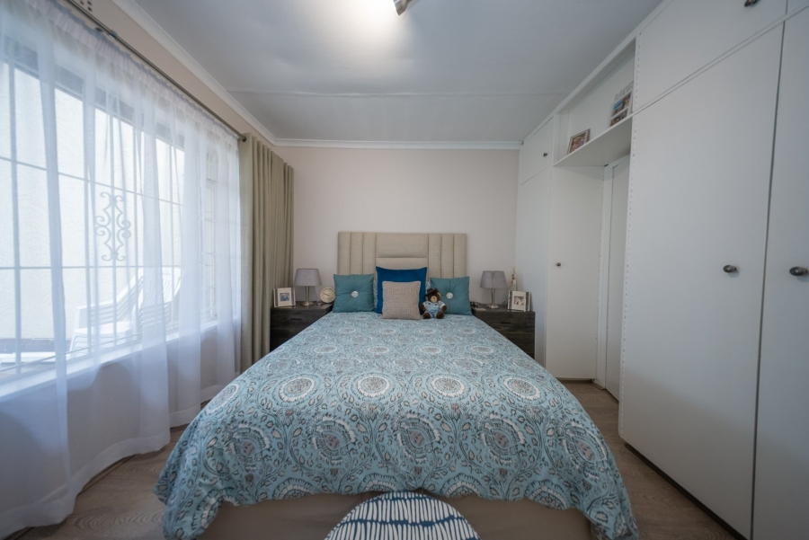 3 Bedroom Property for Sale in Buurendal Gauteng