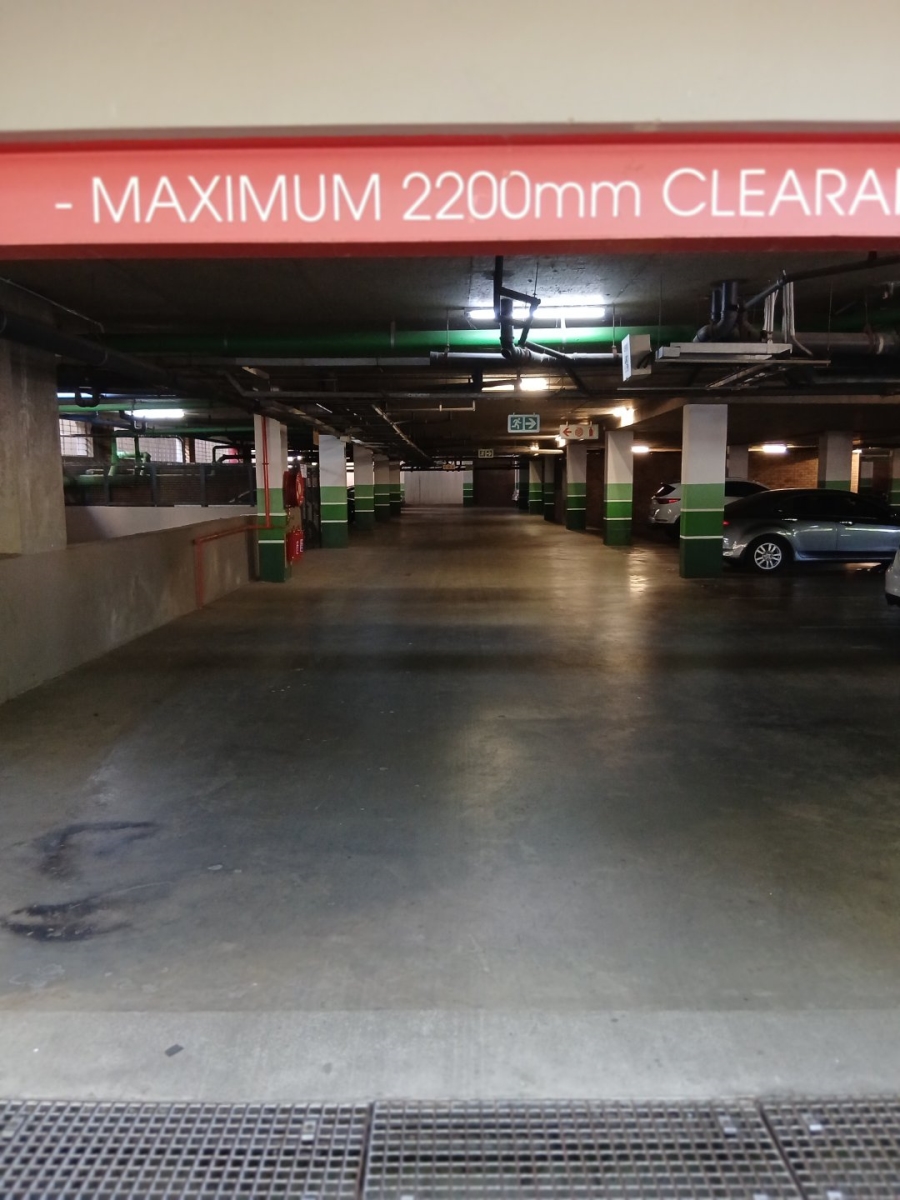 To Let 1 Bedroom Property for Rent in Houghton Estate Gauteng