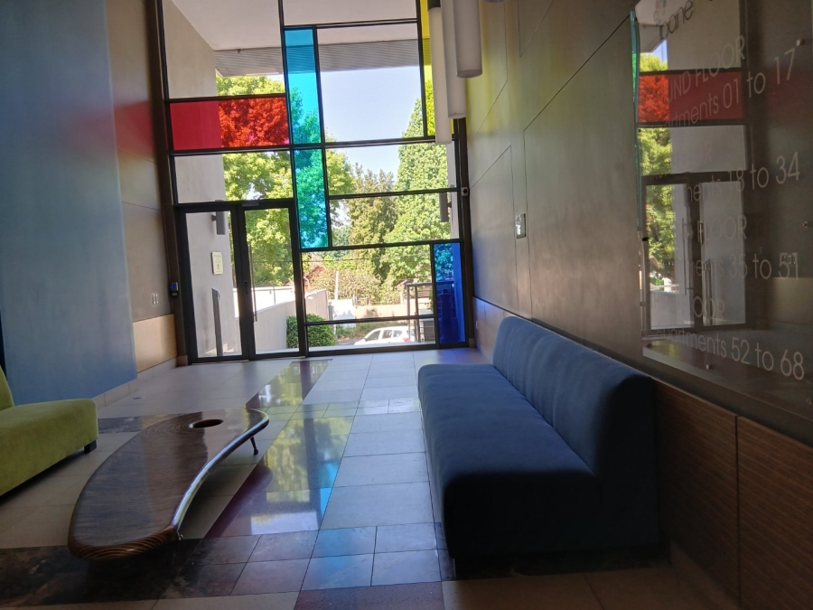 To Let 1 Bedroom Property for Rent in Houghton Estate Gauteng